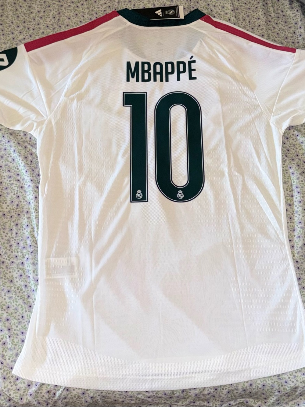 Real Madrid Home 2026/27 #10 Mbappé Slim Fit